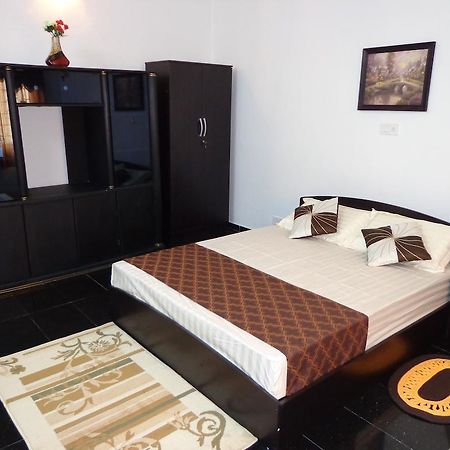 Remisha Service Apartments Chennai Eksteriør billede