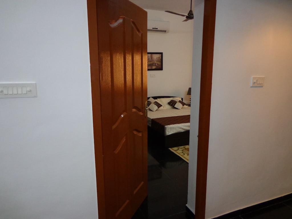 Remisha Service Apartments Chennai Eksteriør billede
